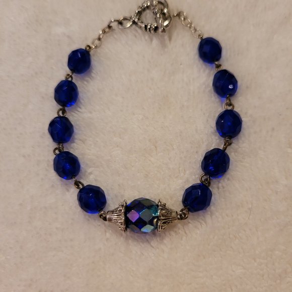 3-Piece Silver Tone Rosary Jewelry Set with Sapphire Blue Aurora Borealis Beads - Picture 4 of 5